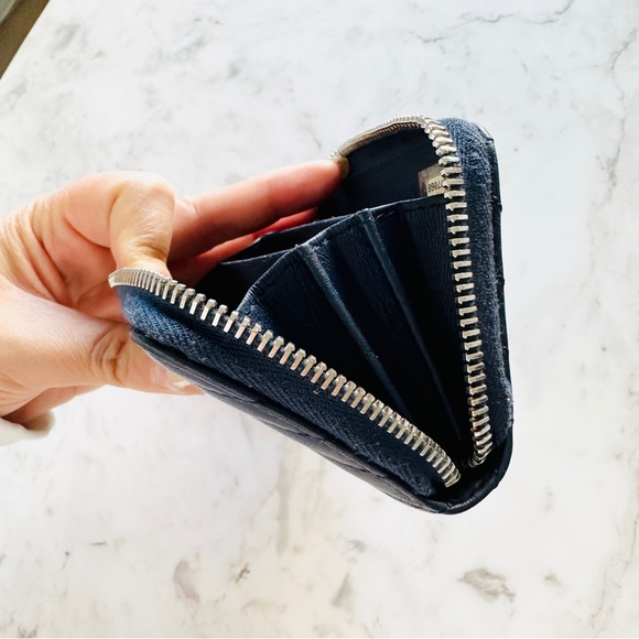 CHANEL Lambskin Quilted CC Chevron Coin Purse with Zipper (Navy) - Picture 10 of 15